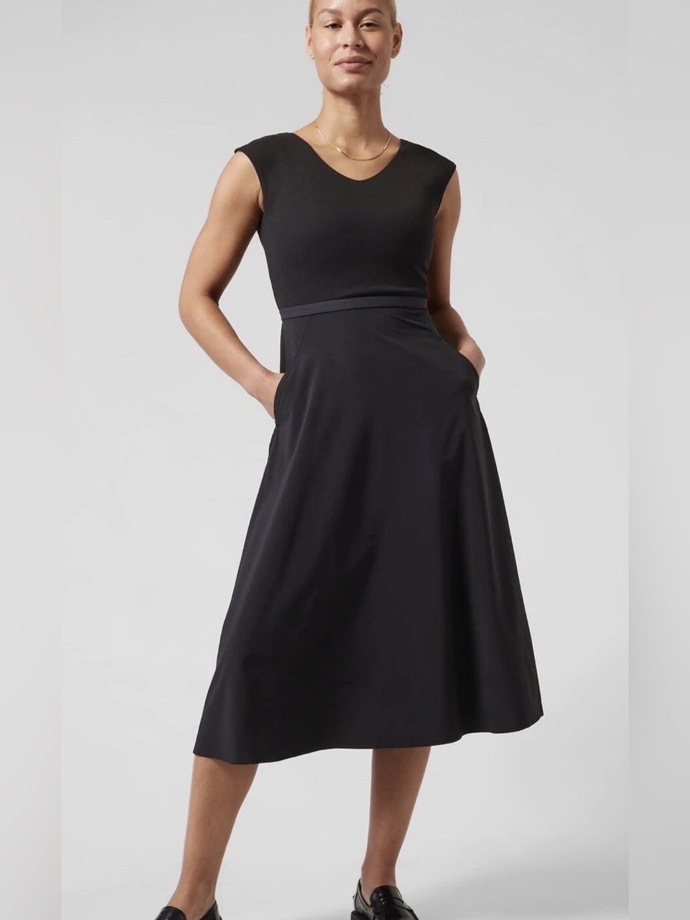 Athleta Ryder Dress Black XS Midi Open Back Powervita Rib Featherweight Stretch